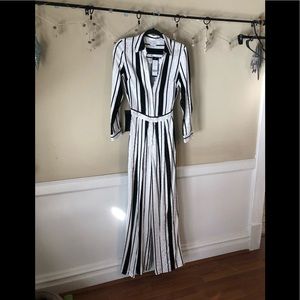BEBE NWT Blk/wht leopard striped jumpsuit size 2